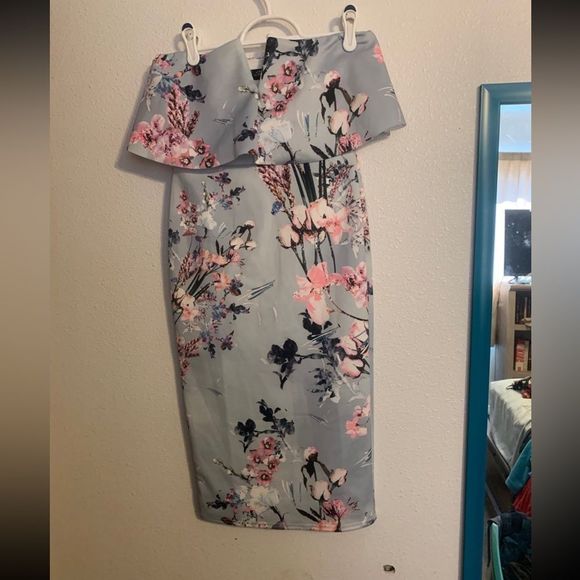 Nasty Gal Dresses & Skirts - Nasty Gal NEW Size 8 Blue Floral Dress